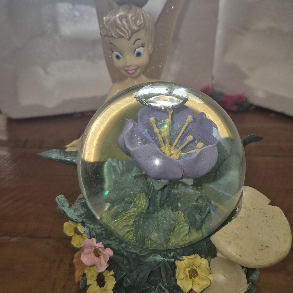Disney Tinker Bell Musical Snowglobe Theme Park Exclusive Complete w Box